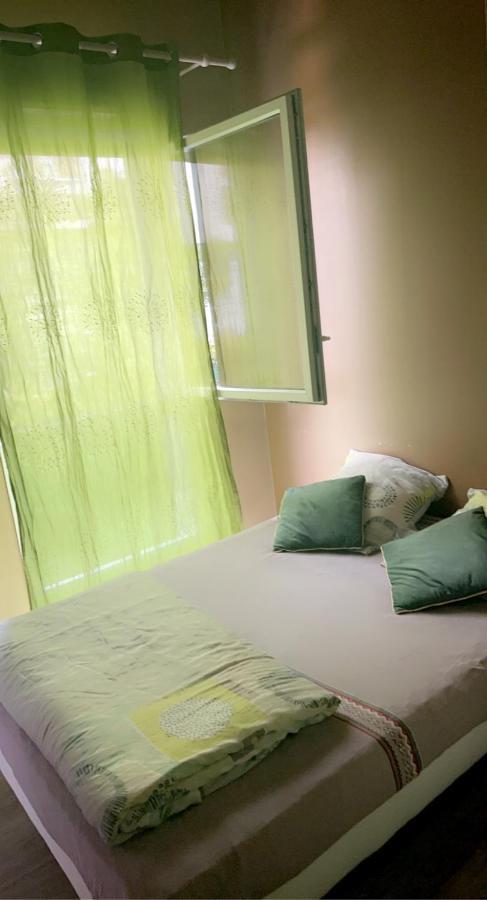 Chambre Avec Salle De Bain Privee Valenton Exterior foto