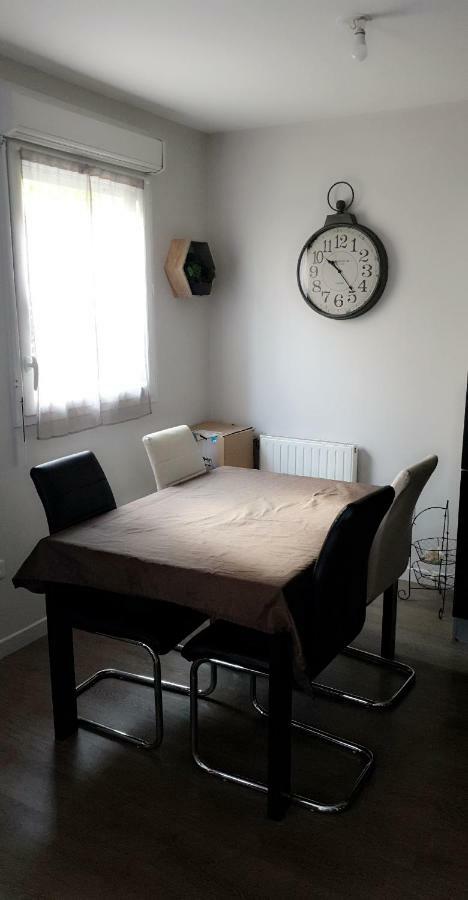 Chambre Avec Salle De Bain Privee Valenton Exterior foto